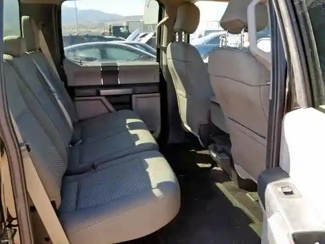 1FTEW1E85HFB42118 2017 FORD F150 SUPERCREW-5