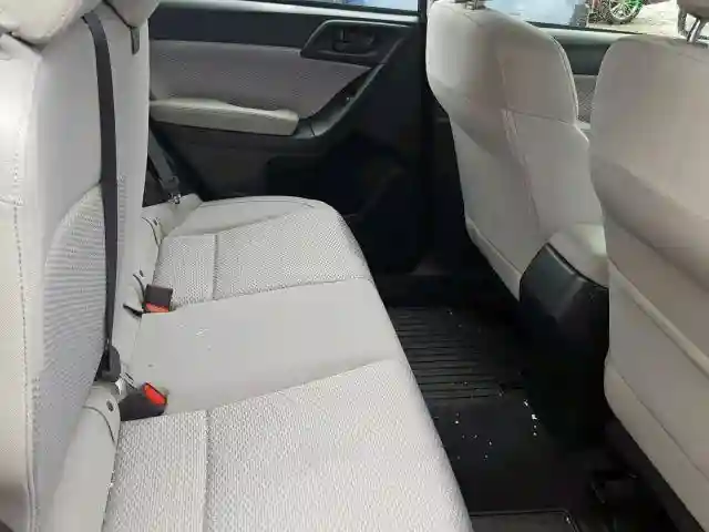 JF2SJABC1JH401032 2018 SUBARU FORESTER 2.5I-5