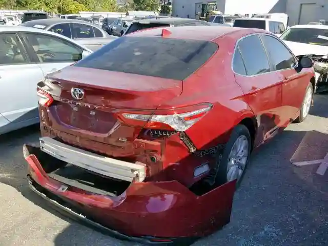 4T1B11HK8KU725628 2019 TOYOTA CAMRY L-3