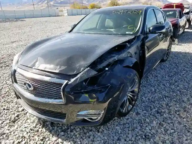 JN1BY1AR4HM770097 2017 INFINITI Q70 3.7-1