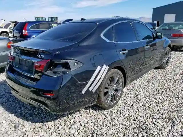 JN1BY1AR4HM770097 2017 INFINITI Q70 3.7-3