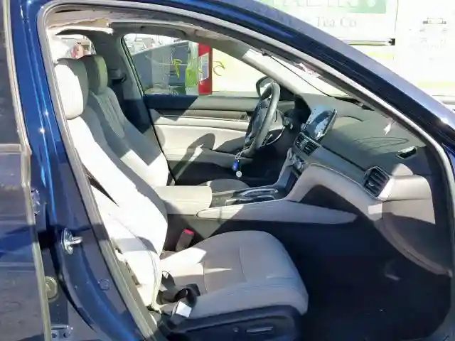 1HGCV3F98KA002308 2019 HONDA ACCORD TOURING HYBRID-4