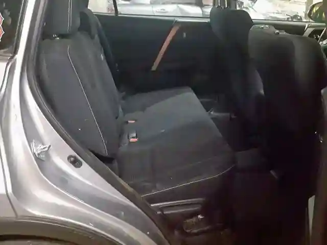 JTMRJREV8HD069875 2017 TOYOTA RAV4 HV LE-5
