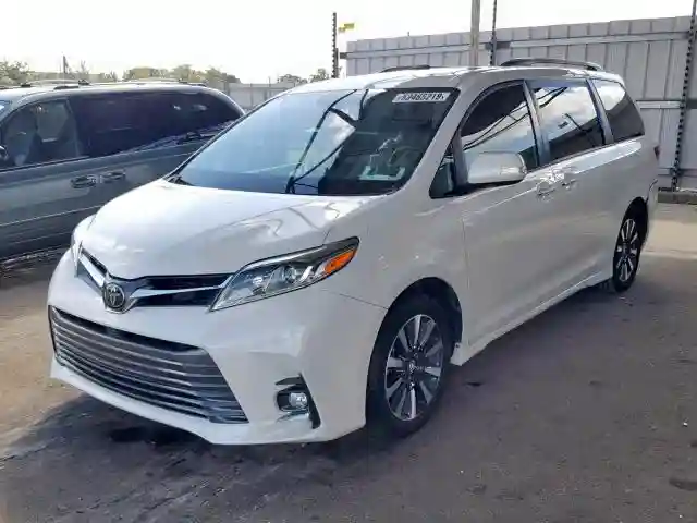 5TDYZ3DC2KS979678 2019 TOYOTA SIENNA LIMITED-1