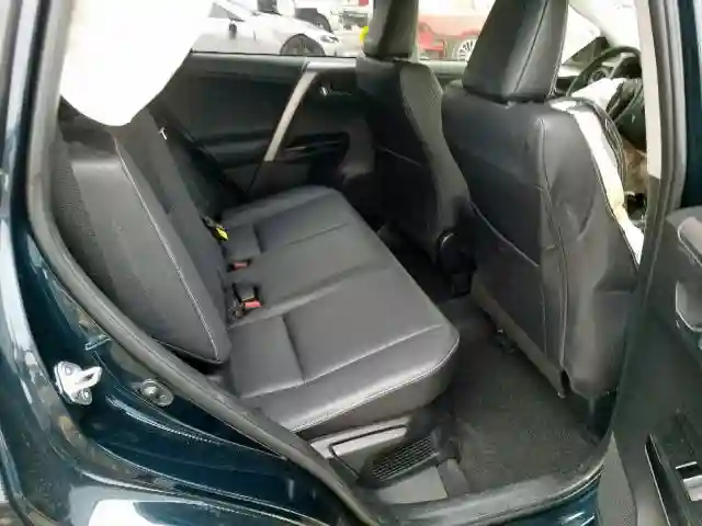 JTMDJREV9JD237135 2018 TOYOTA RAV4 HV LIMITED-5