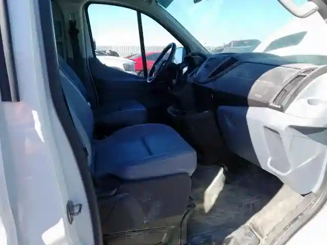 1FTYE1YM4JKA95668 2018 FORD TRANSIT T-150-4