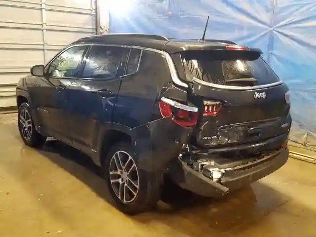 3C4NJDBB5JT479500 2018 JEEP COMPASS LATITUDE-2