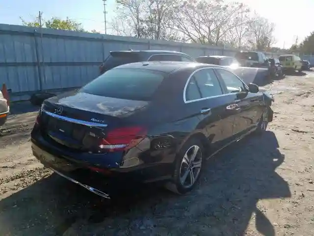 WDDZF4KB9JA336579 2018 MERCEDES-BENZ E 300 4MATIC-3