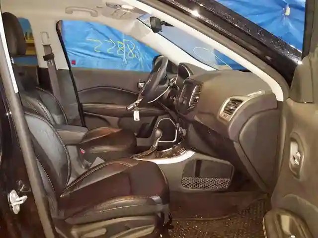 3C4NJDBB5JT479500 2018 JEEP COMPASS LATITUDE-4