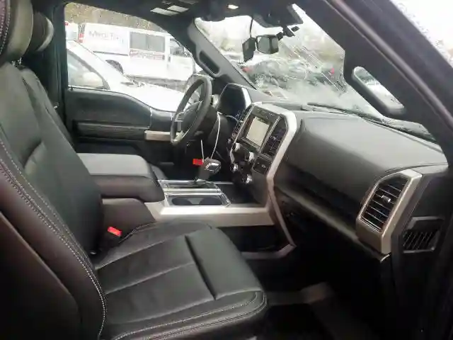 1FTEW1E52KFB87529 2019 FORD F150 SUPERCREW-4