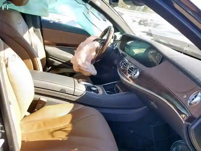 WDDUG6EB7JA364069 2018 MERCEDES-BENZ S 450 4MATIC-4