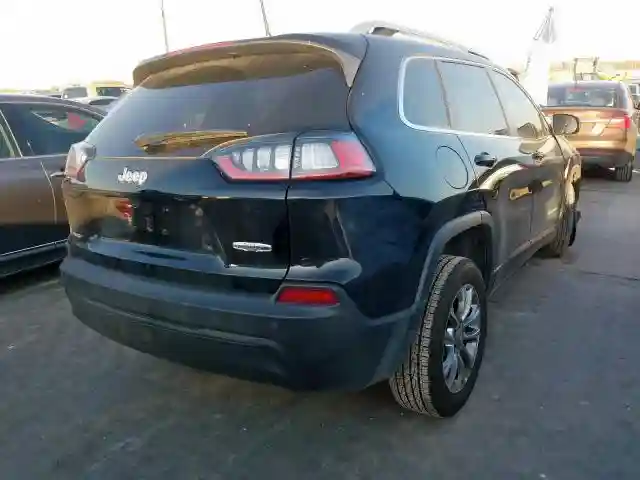 1C4PJLLB9KD403240 2019 JEEP CHEROKEE LATITUDE PLUS-3