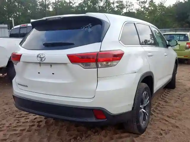 5TDZZRFH0KS304458 2019 TOYOTA HIGHLANDER LE-3