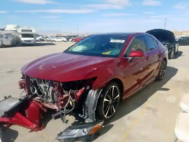 4T1BZ1HK9JU504899 2018 TOYOTA CAMRY XSE-1