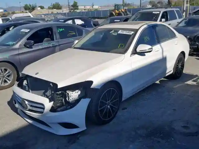 55SWF8DB5KU316645 2019 MERCEDES-BENZ C 300-1