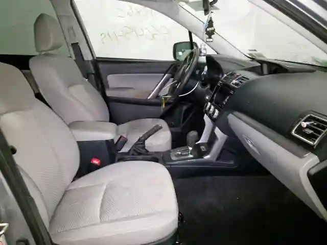 JF2SJAECXJH586094 2018 SUBARU FORESTER 2.5I PREMIUM-4