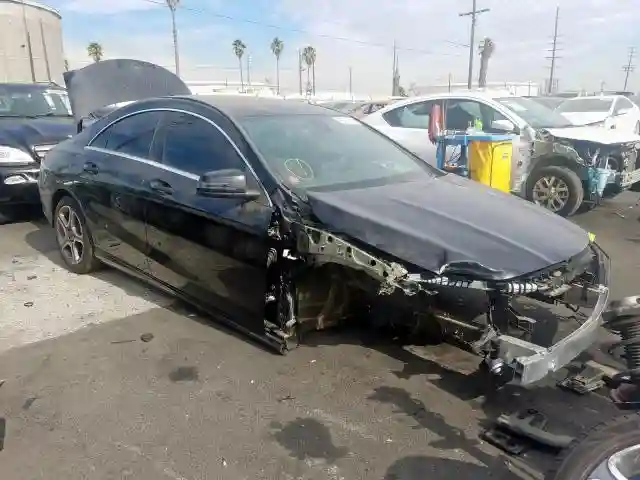 WDDSJ4EB0JN534942 2018 MERCEDES-BENZ CLA 250-0