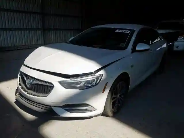 W04GL6SX7K1010695 2019 BUICK REGAL PREFERRED-1