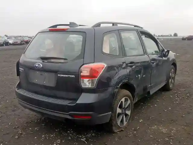 JF2SJABC0JH600847 2018 SUBARU FORESTER 2.5I-3