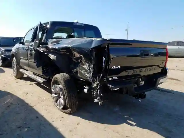 3TMCZ5AN0JM122589 2018 TOYOTA TACOMA DOUBLE CAB-2