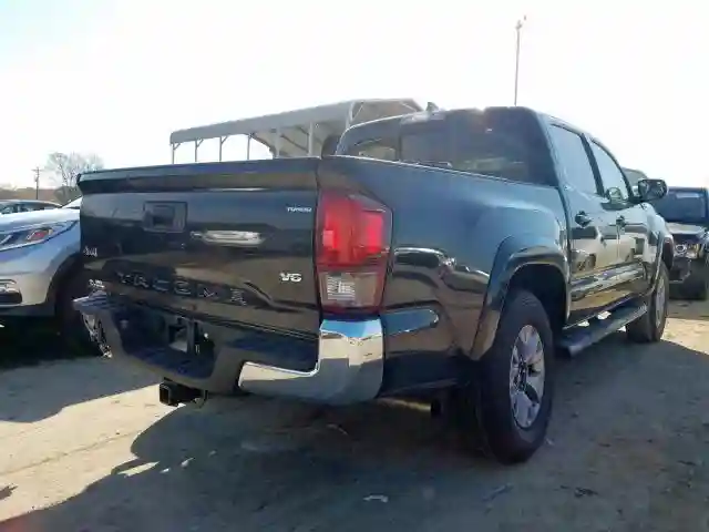 3TMCZ5AN0JM122589 2018 TOYOTA TACOMA DOUBLE CAB-3
