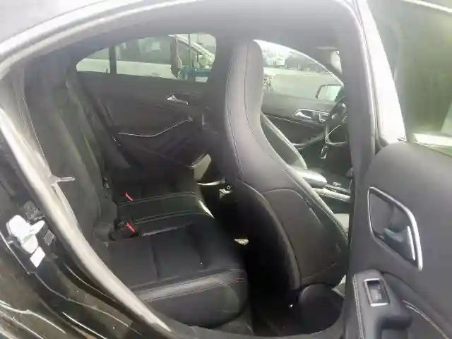 WDDSJ4EB0JN534942 2018 MERCEDES-BENZ CLA 250-5
