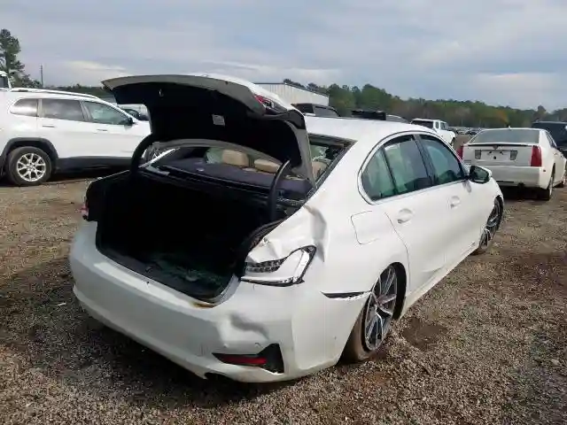 3MW5R1J5XK8A04221 2019 BMW 330I-3