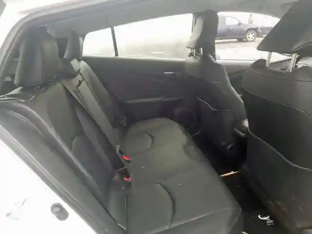 JTDKARFUXH3541152 2017 TOYOTA PRIUS-5