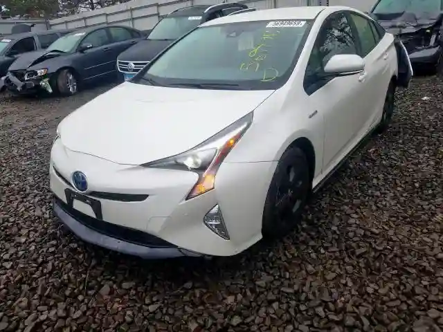 JTDKARFUXH3541152 2017 TOYOTA PRIUS-1