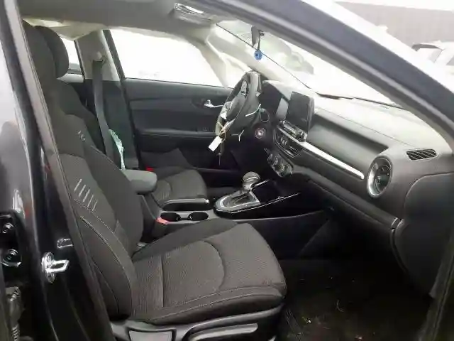3KPF54AD7LE142863 2020 KIA FORTE EX-4