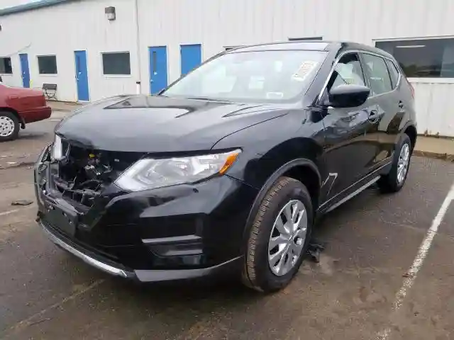 5N1AT2MVXKC742822 2019 NISSAN ROGUE S-1