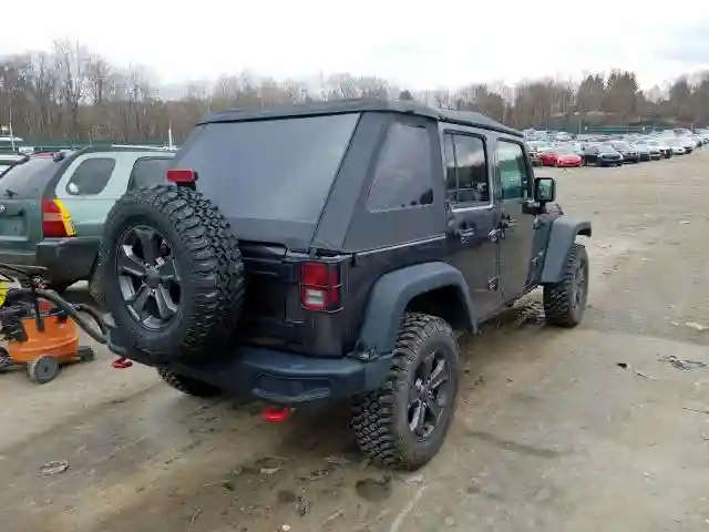 1C4BJWFG0JL822391 2018 JEEP WRANGLER UNLIMITED RUBICON-3