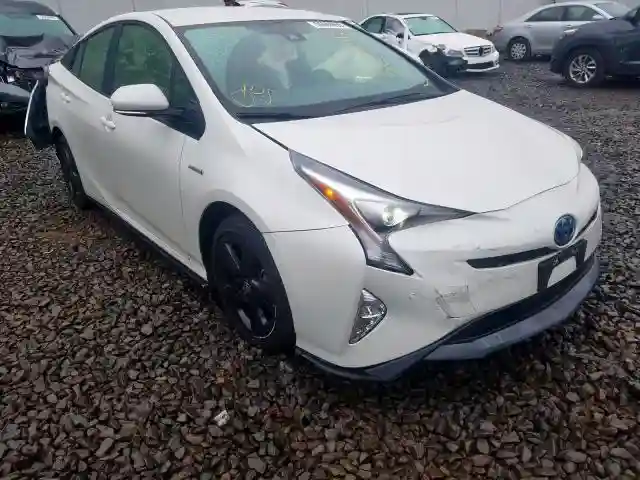 JTDKARFUXH3541152 2017 TOYOTA PRIUS-0