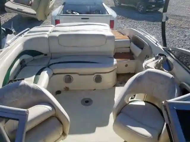 BUJB25TTB606 2006 TAHO Q6 BOAT-5