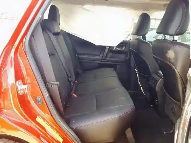 JTEBU5JR6J5561231 2018 TOYOTA 4RUNNER SR5/SR5 PREMIUM-5