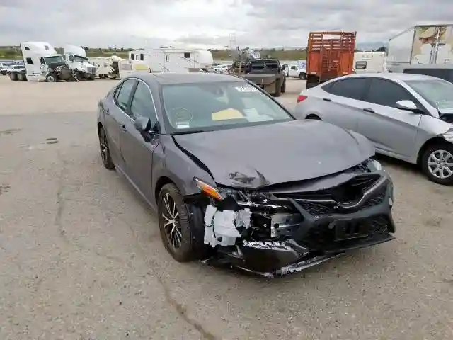 4T1B11HK5KU196137 2019 TOYOTA CAMRY L-0