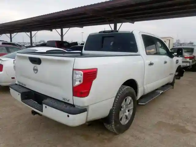1N6AA1E63HN540121 2017 NISSAN TITAN SV-3