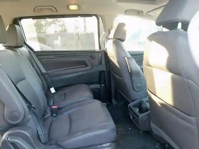 5FNRL6H70JB073679 2018 HONDA ODYSSEY EXL-5