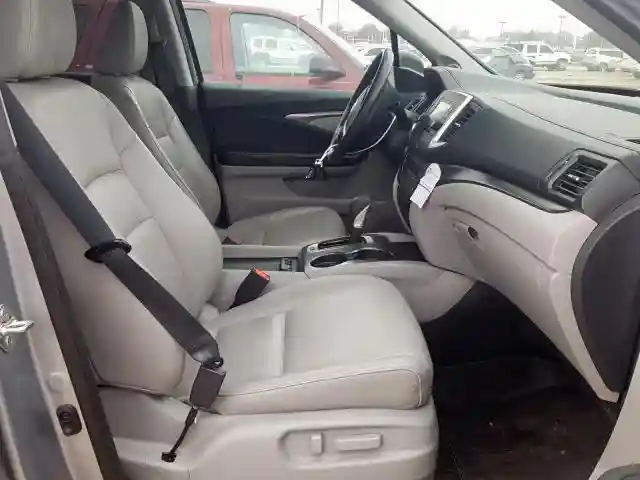 5FPYK3F50JB004965 2018 HONDA RIDGELINE RTL-4