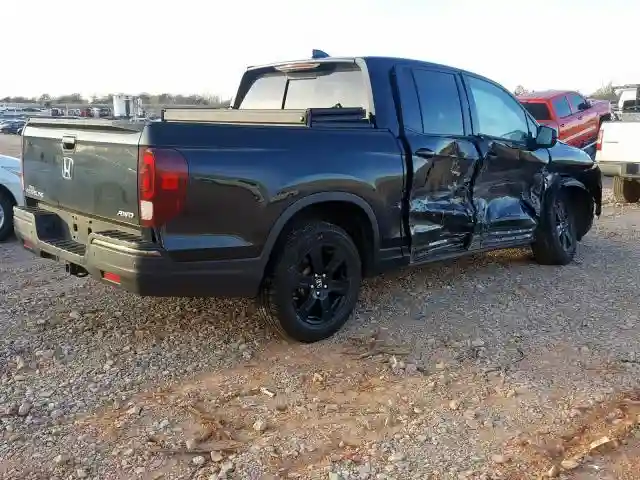 5FPYK3F87HB034923 2017 HONDA RIDGELINE BLACK EDITION-3