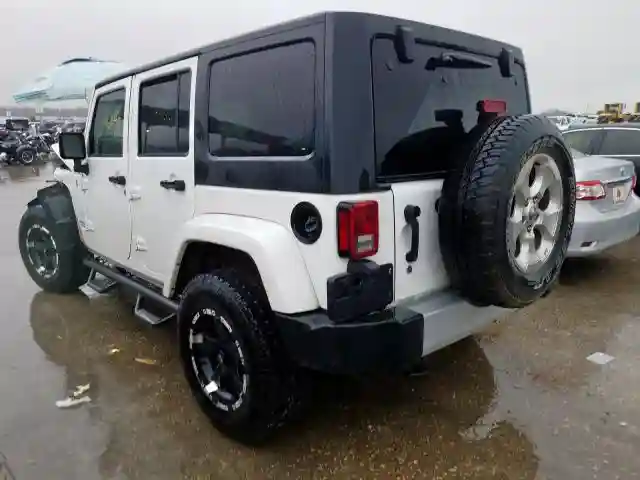 1C4BJWEG6FL642647 2015 JEEP WRANGLER UNLIMITED SAHARA-2