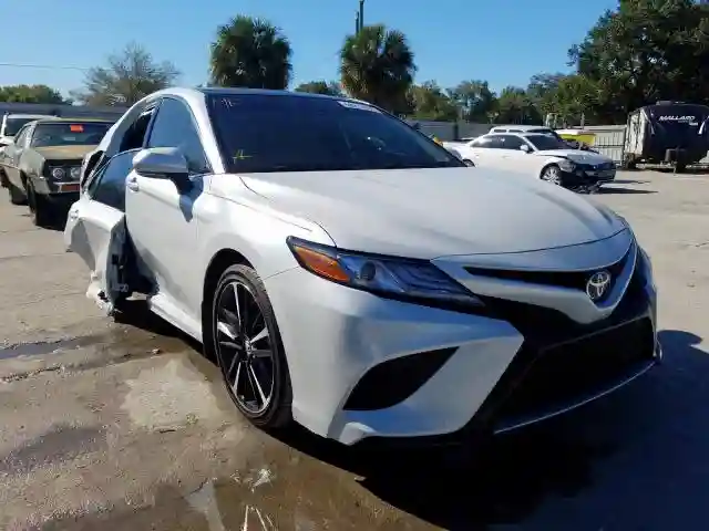 4T1B61HK8KU777889 2019 TOYOTA CAMRY XSE-0