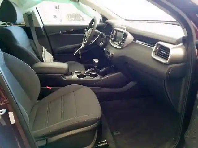 5XYPGDA54KG497028 2019 KIA SORENTO LX-4