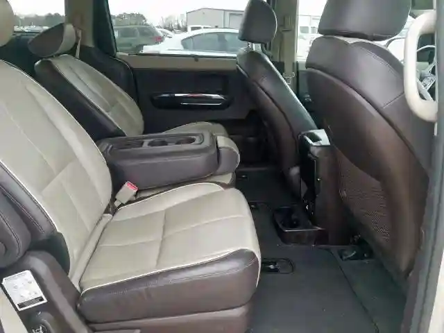 KNDME5C16G6158046 2016 KIA SEDONA SXL-5