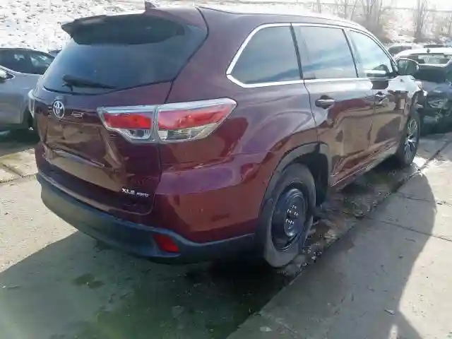 5TDJKRFH3GS288992 2016 TOYOTA HIGHLANDER XLE-3