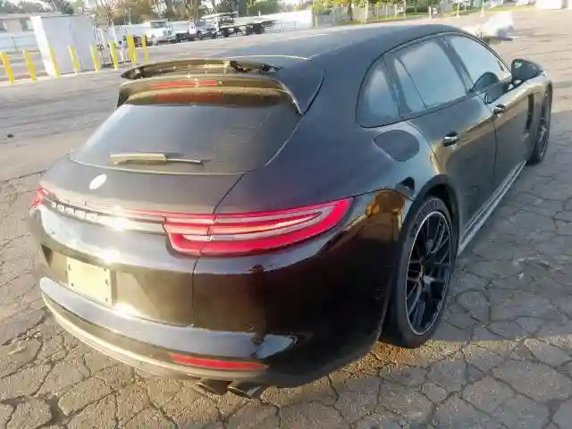 WP0CA2A75JL181274 2018 PORSCHE PANAMERA 4 SPORT TURISMO-3