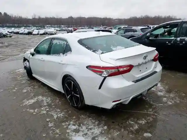 4T1B61HK7KU800529 2019 TOYOTA CAMRY XSE-2
