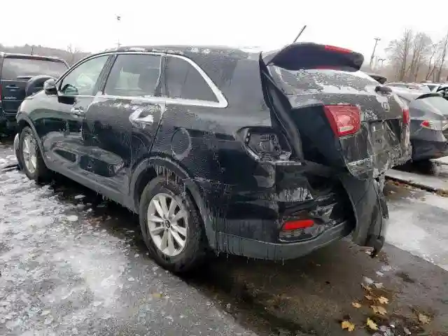 5XYPGDA32KG511054 2019 KIA SORENTO LX-2