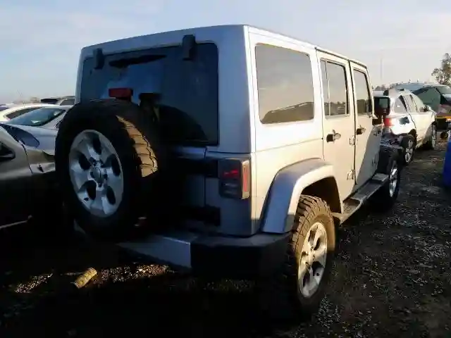 1C4BJWEG9FL681734 2015 JEEP WRANGLER UNLIMITED SAHARA-3