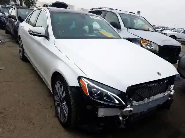 WDDWF4JB8JR416428 2018 MERCEDES-BENZ C 300-0